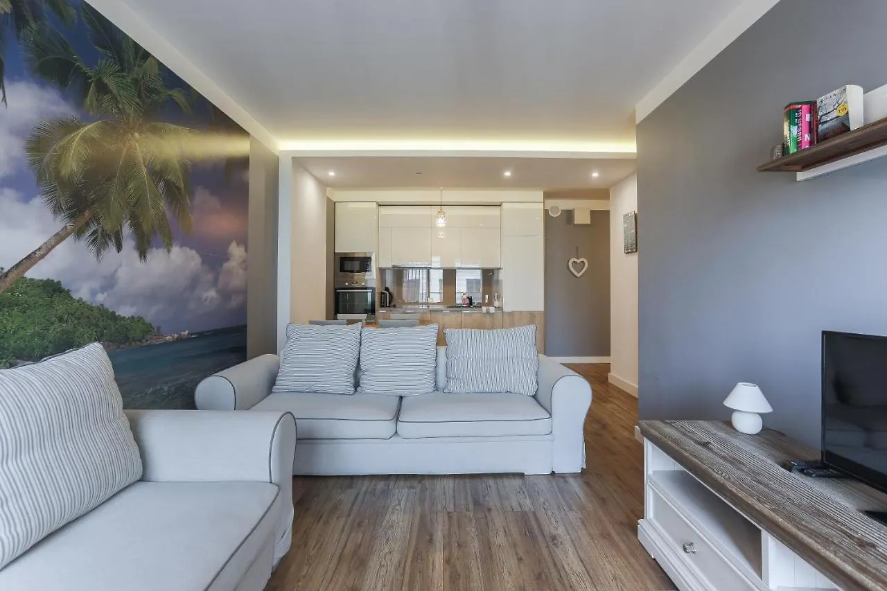3-Rooms Apartment With Balcony By The Oldtown Gdansk
