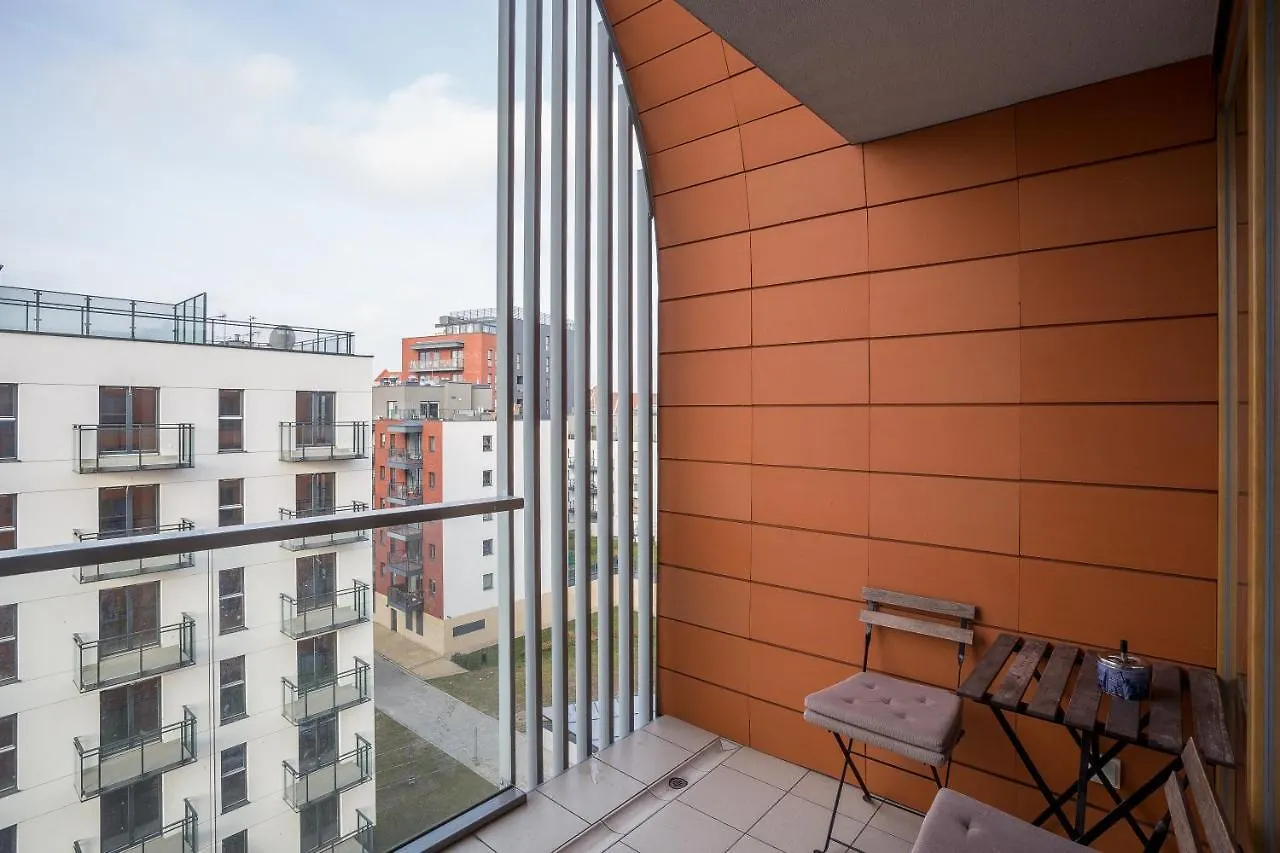 3-Rooms Apartment With Balcony By The Oldtown Gdansk