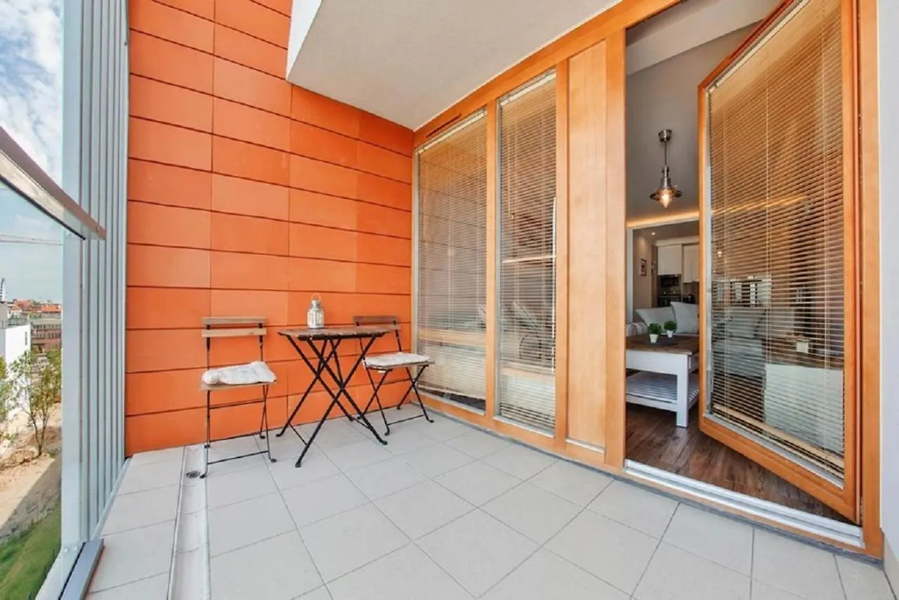 3-Rooms Apartment With Balcony By The Oldtown Gdansk Poland